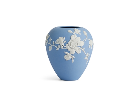 A_blue_Magnolia_Blossom_vase A_blue_Magnolia_Blossom_vase