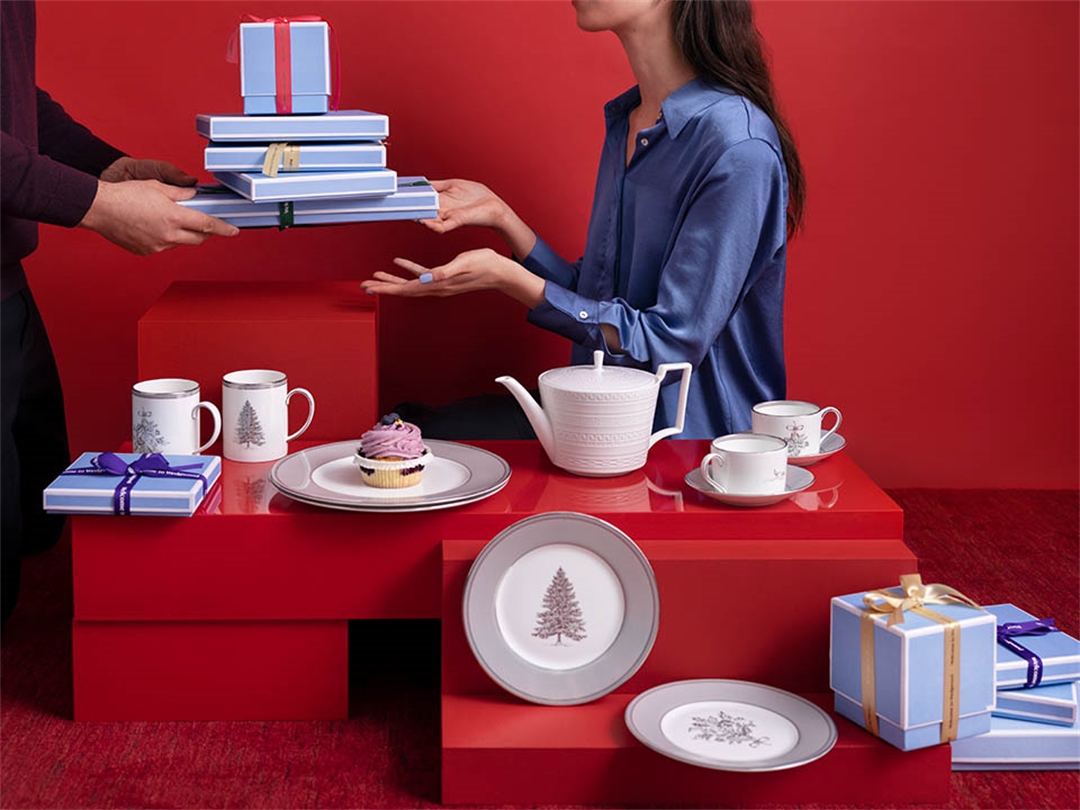 Wedgwood gifts-for-hosts