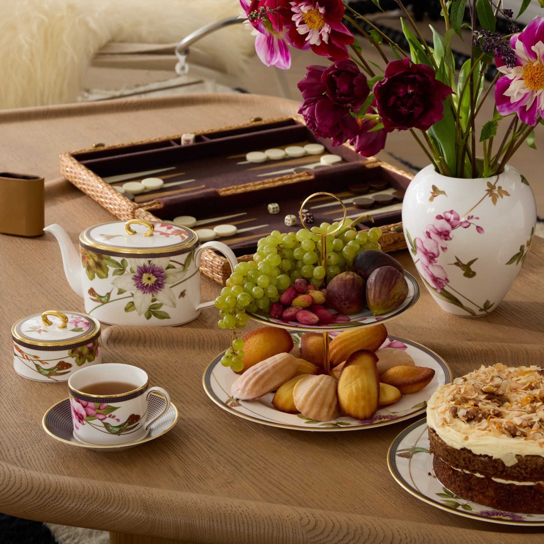 Hummingbird Tableware