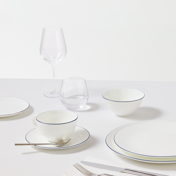 GIO Plate 23cm Blue Line lifestyle 3