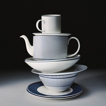 GIO Plate 23cm Pinstripe Blue lifestyle 2