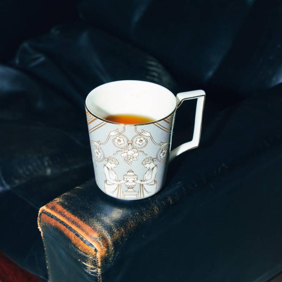 Renaissance Grey Mug Set of 2 lifestyle 3
