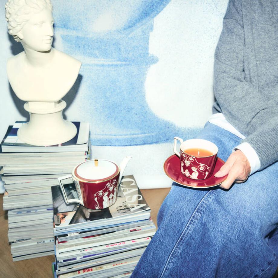 Renaissance Red Tea Set for Two lifestyle 3