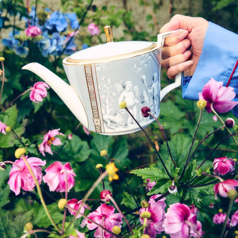 Renaissance Grey Tea for Two lifestyle 2