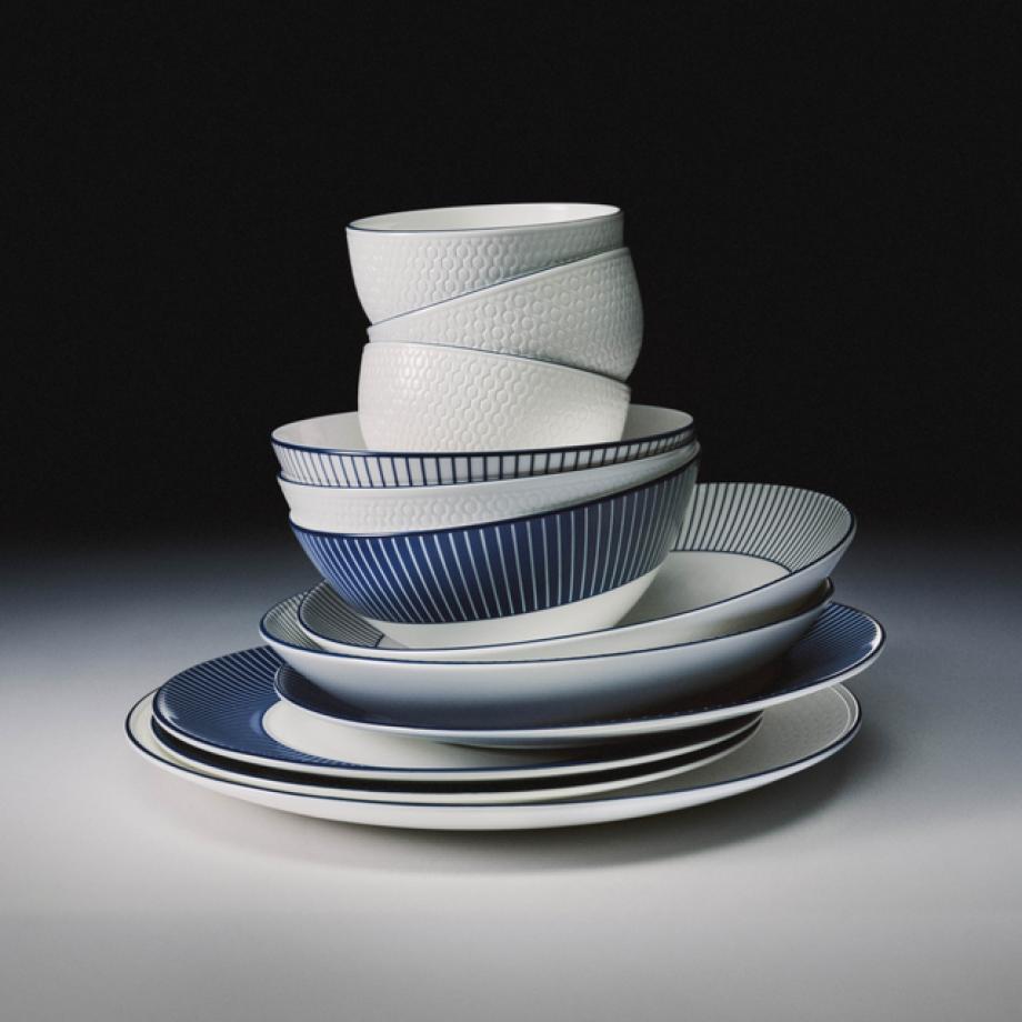 GIO Plate 23cm Blue Line lifestyle 4