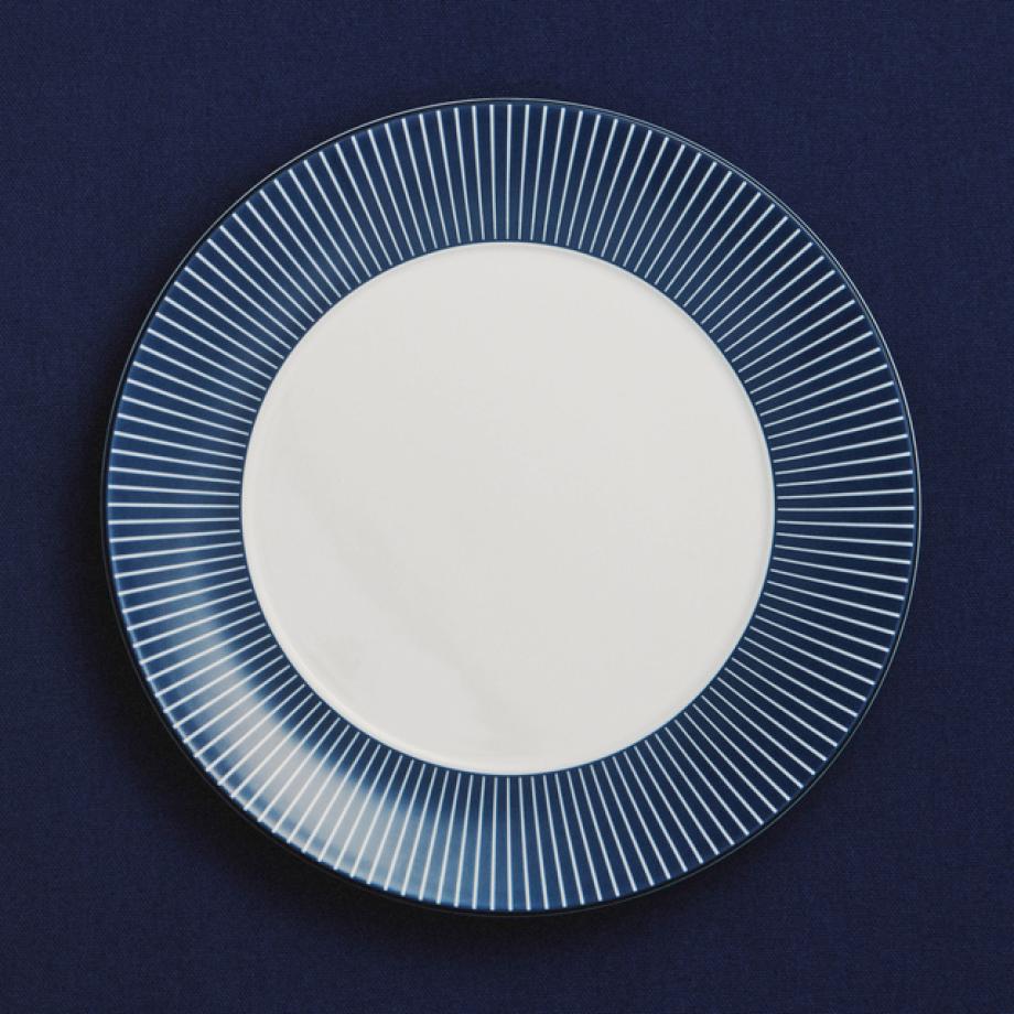 GIO Plate 23cm Pinstripe Blue lifestyle 0