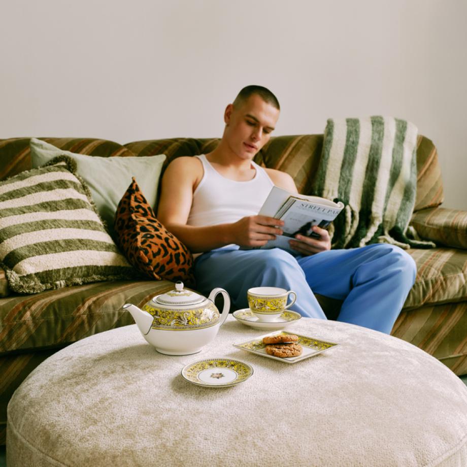 Florentine Citron Petit Tray lifestyle