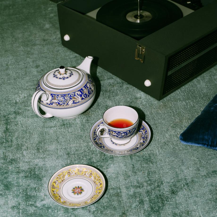 Florentine Citron Petit Tray lifestyle 3