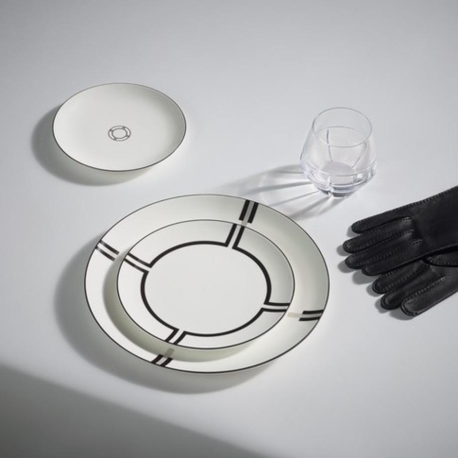 Vera Wang Luxe Graphite Plate 16.5cm